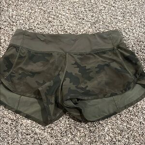 Lululemon speed up shorts